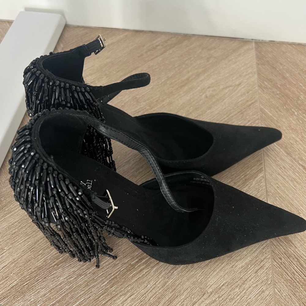 EUC Jeffrey Campbell tassel heels 👠